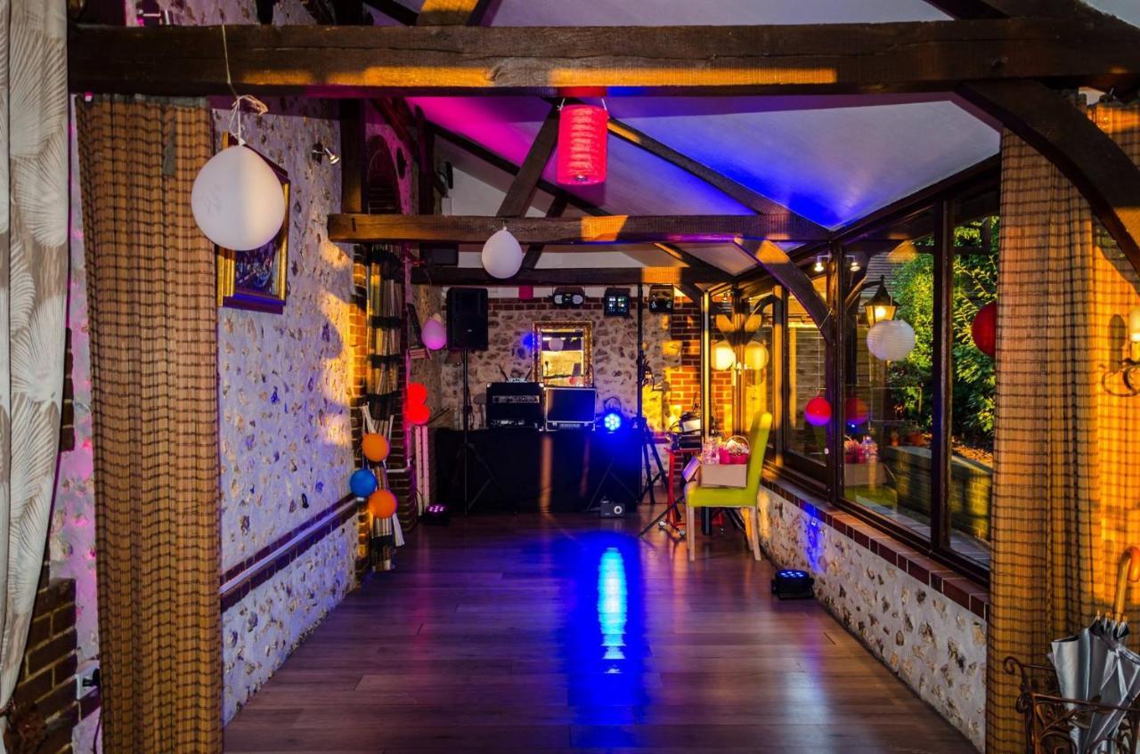 乌鸦城堡酒店 维克斯威利兹 外观 照片