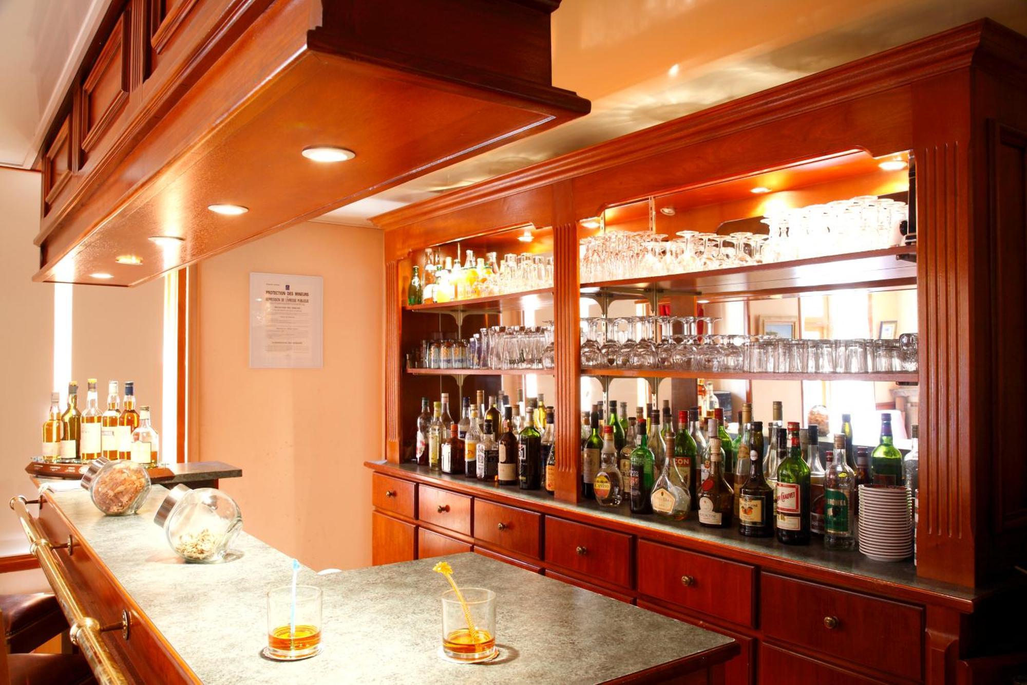 乌鸦城堡酒店 维克斯威利兹 外观 照片